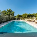 Awesome In Nyaraló Kakma