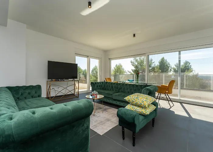 Awesome In Nyaraló Kakma