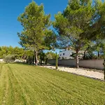 Luxurious In Holiday home