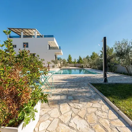 Awesome In Σπίτι διακοπών