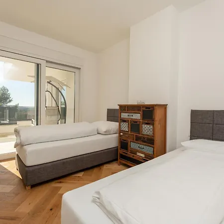 Ferienhaus Awesome In Kakma